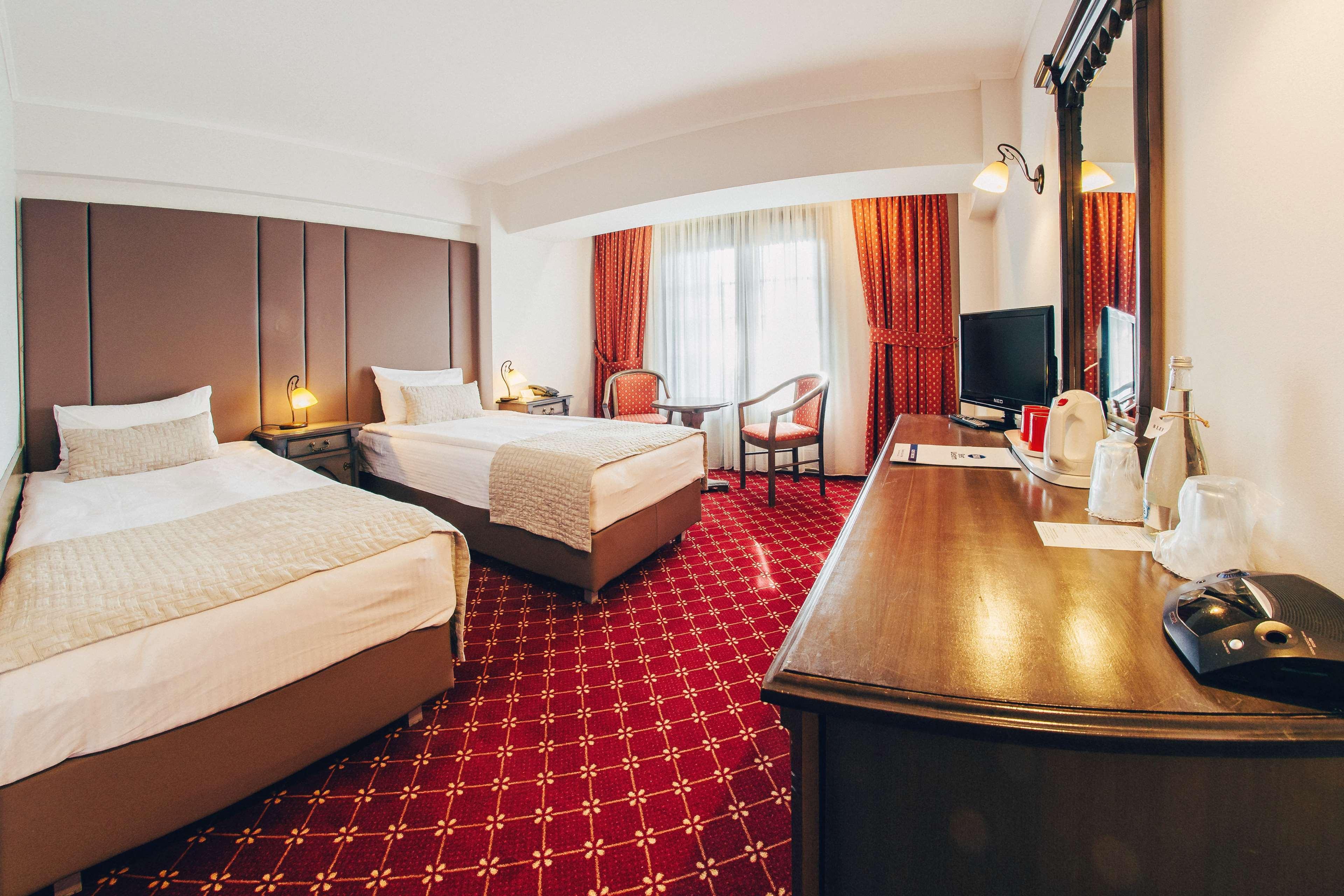 Best Western Bucovina Club De Munte Gura Humorului Exteriör bild